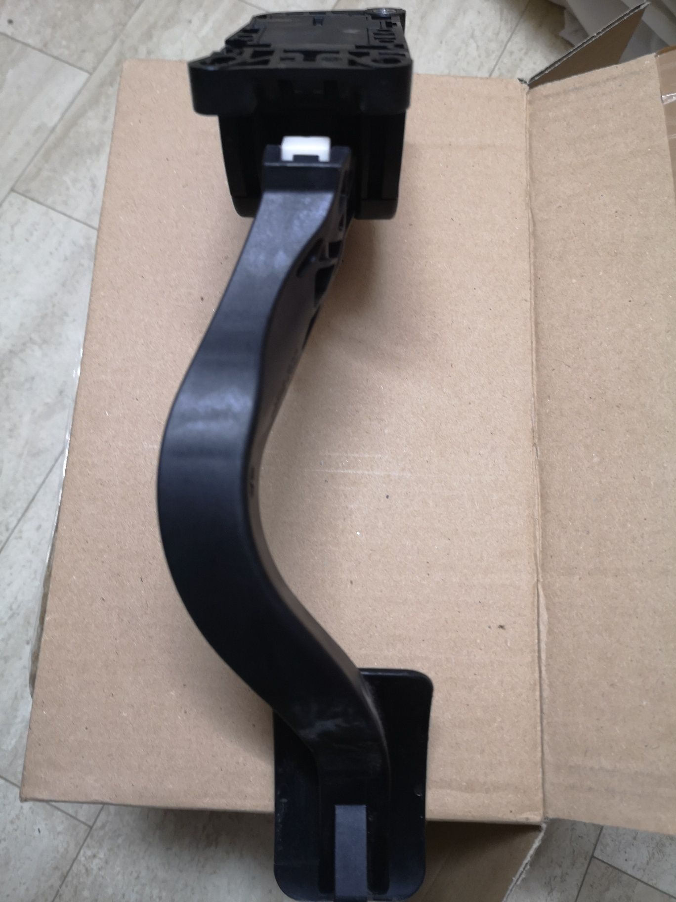 Potencjometr gazu Citroen C4 Grand Picasso