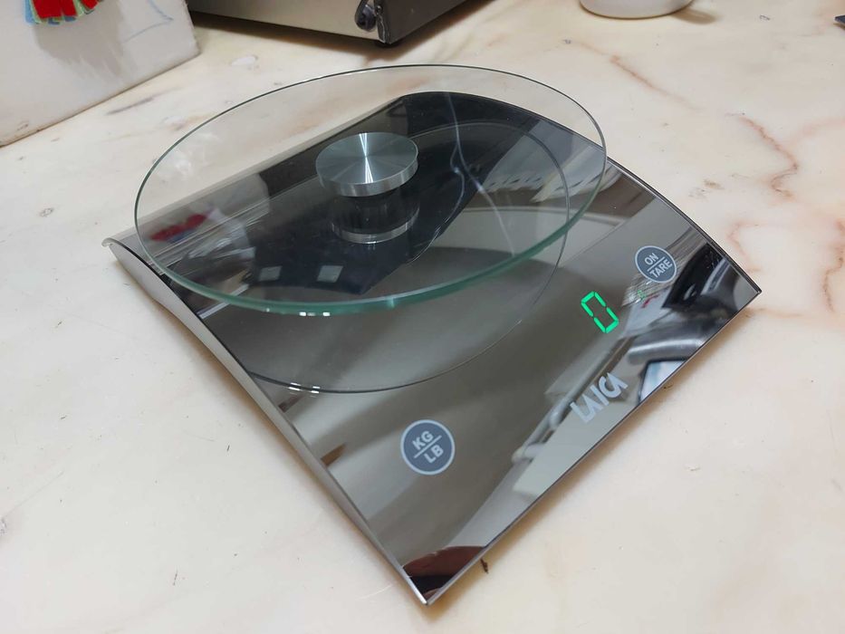 кухоные электронные весы Laica KS1013S