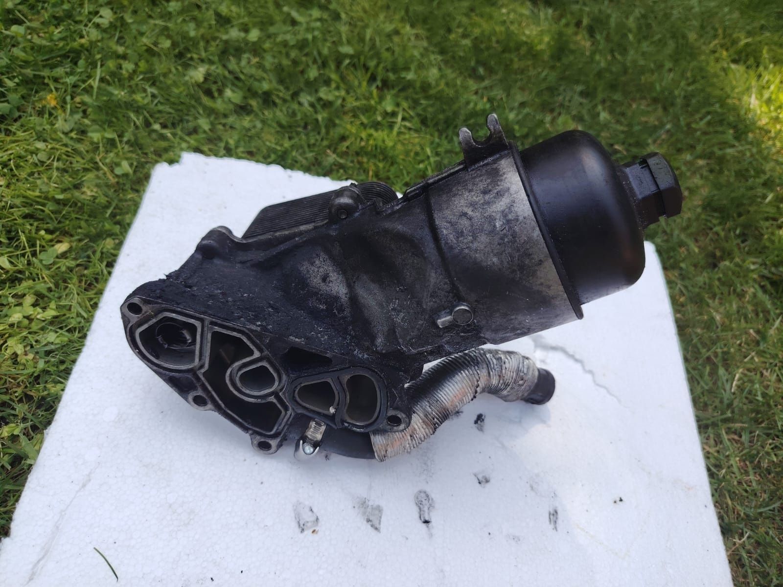 Podstawa obudowa filtra oleju Ford C Max 1.6 TDCi