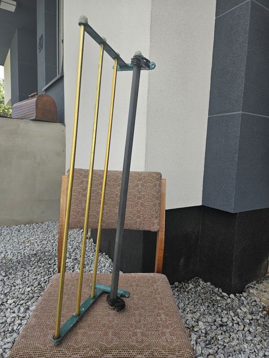 Wieszak PRL metalowy