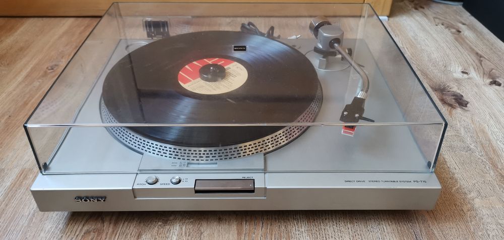 Gramofon Sony PS-T15 Sprawny, Solidny Sprzęt dla Miłośników Winyli