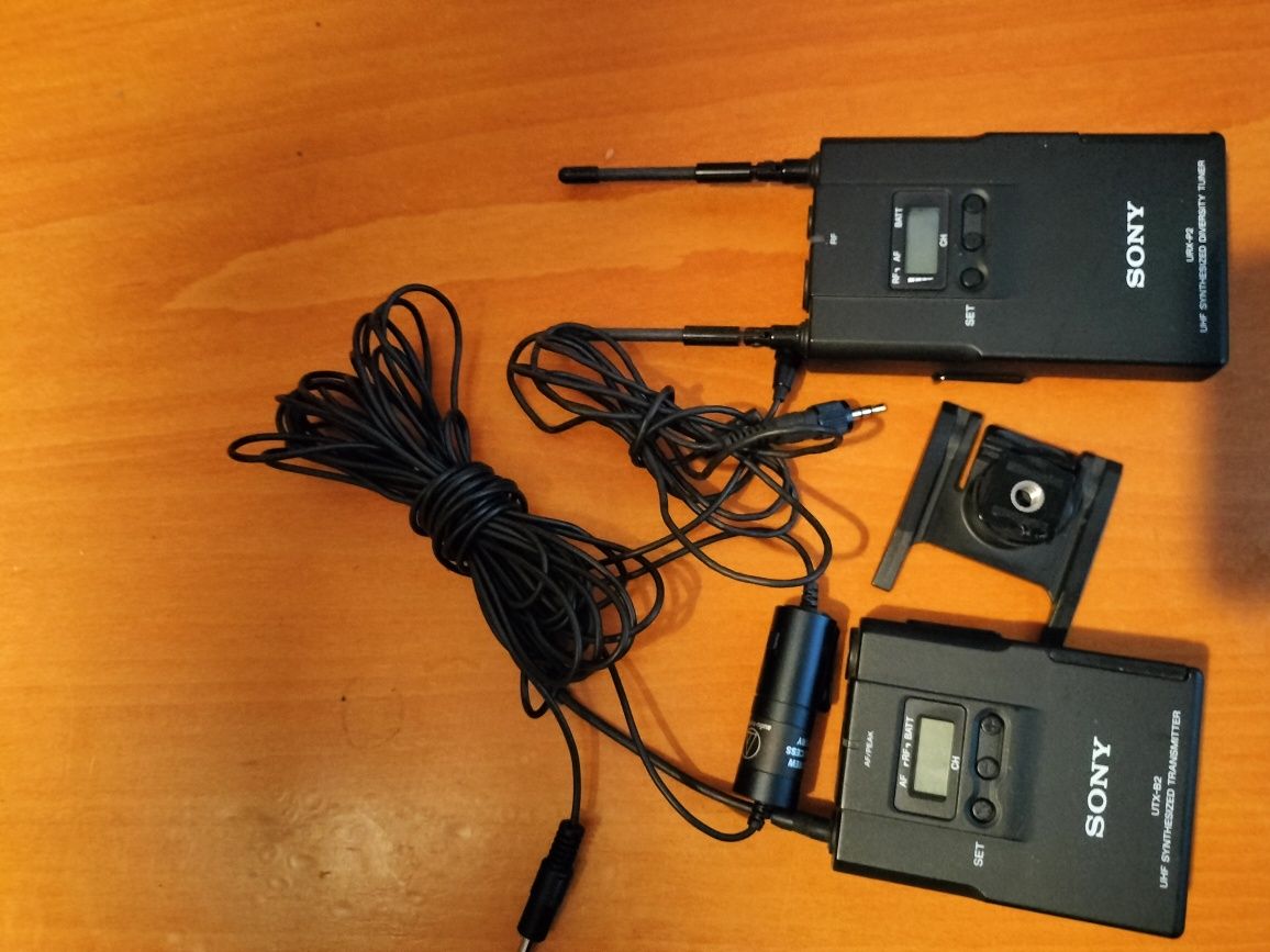 Profesjonalny system mikrofonowy UHF