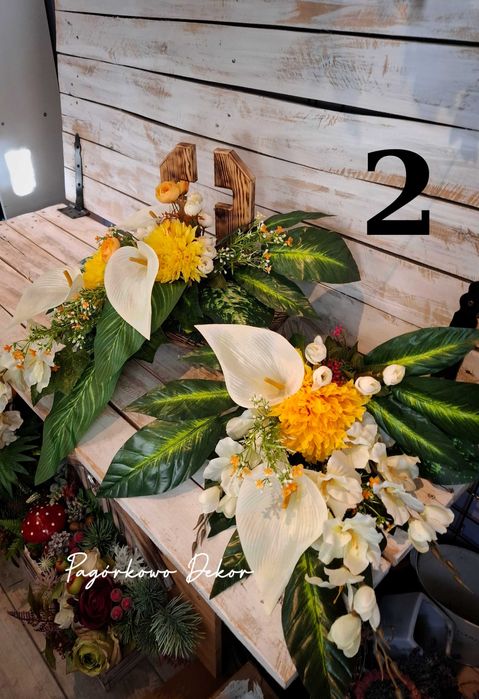 Wiązanki zestawy, stroiki, znicze, wieńce, chryzantemy.