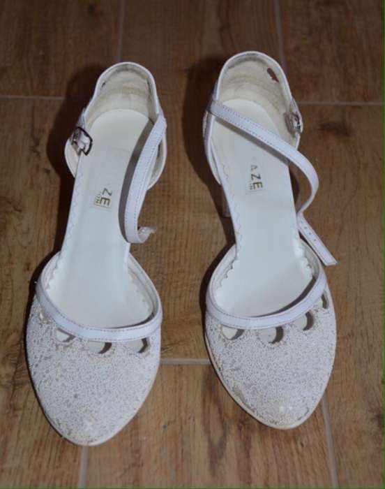 Suknia ślubna Elizabeth 34 36 (gorset, Swarovski, halka, welon, buty)