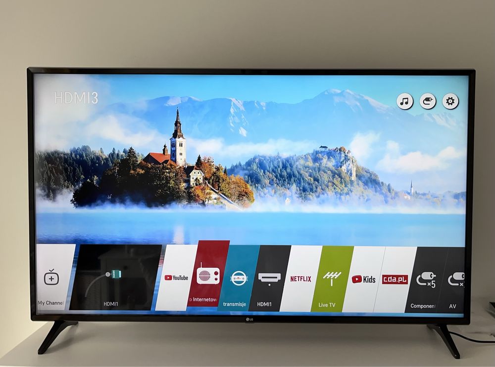 55 calowy LG Smart TV 4K Ultra HD