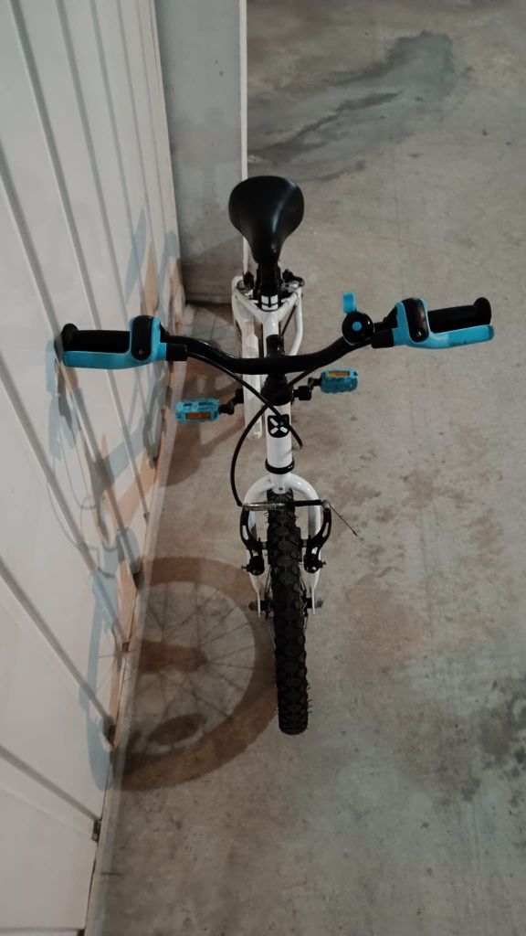 Bicicletas Decathlon menino e menina