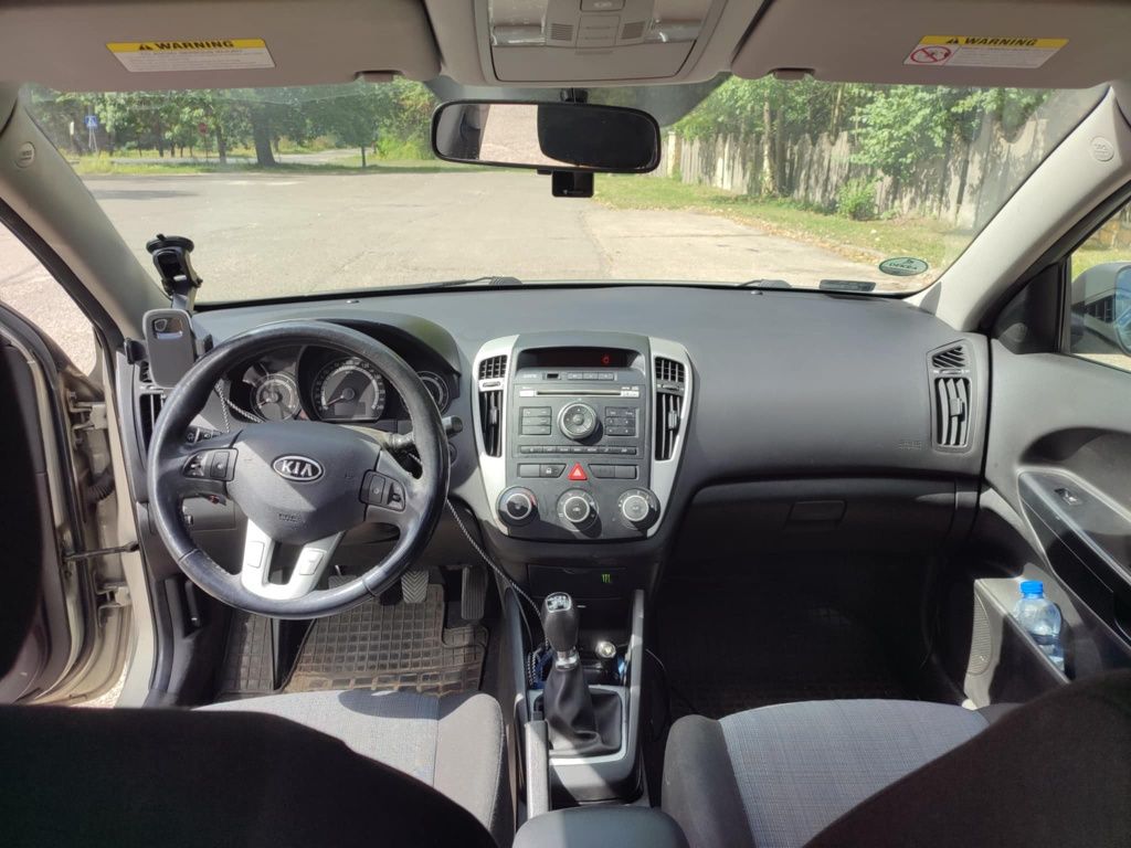 Kie Ceed 1.6 CRDI 2009 rok