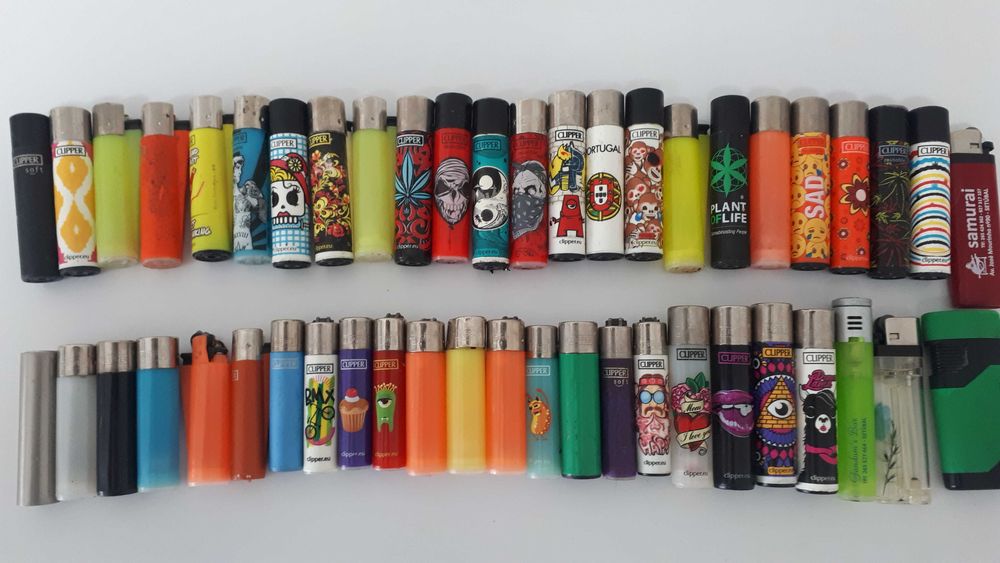 Isqueiros colecção 48 unidades