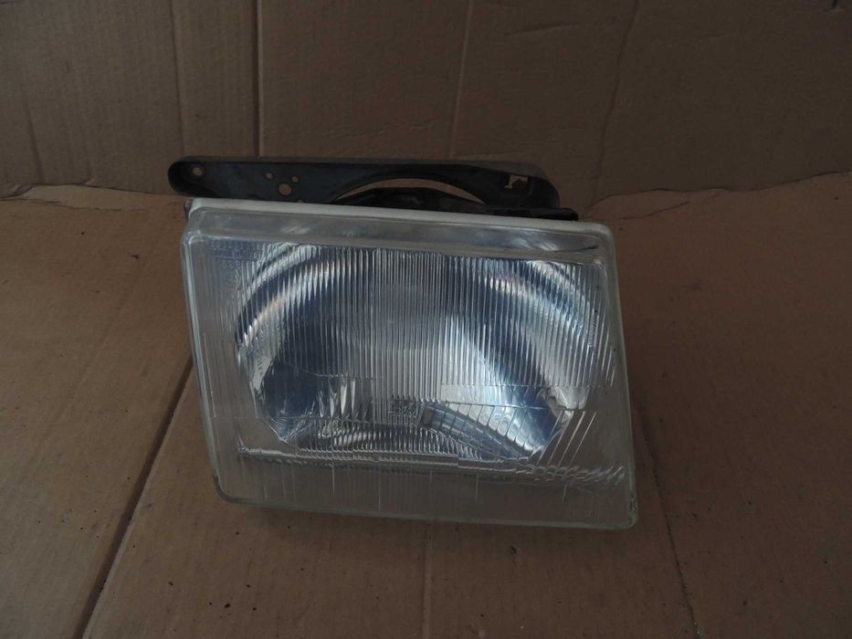 Lampa przednia prawa europejska Opel Kadett D 79,80,81,82,83,84
