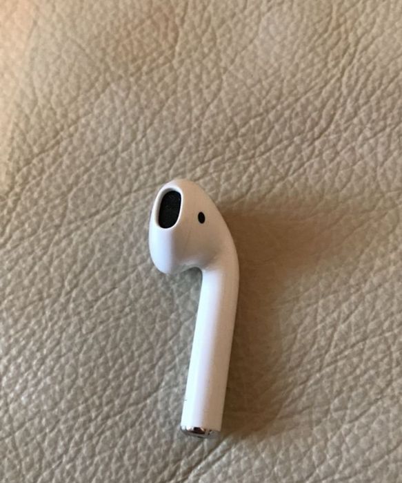 Airpods левый А2031 A2032 второе поколение