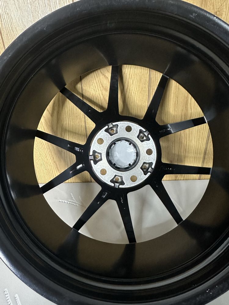 Диски BMW R 19/8.5 5/120 BMW БМВ Е F10