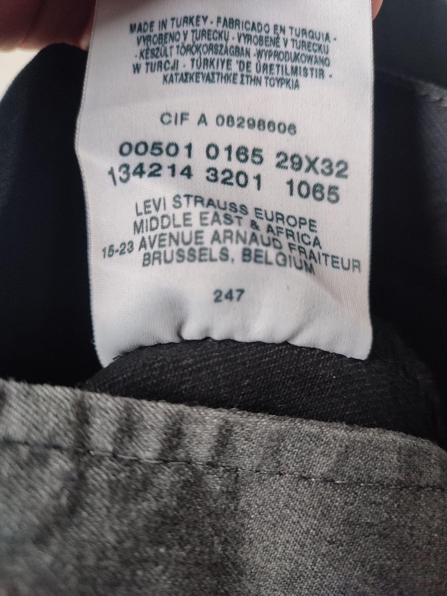 Levi's spodnie nowe z metką