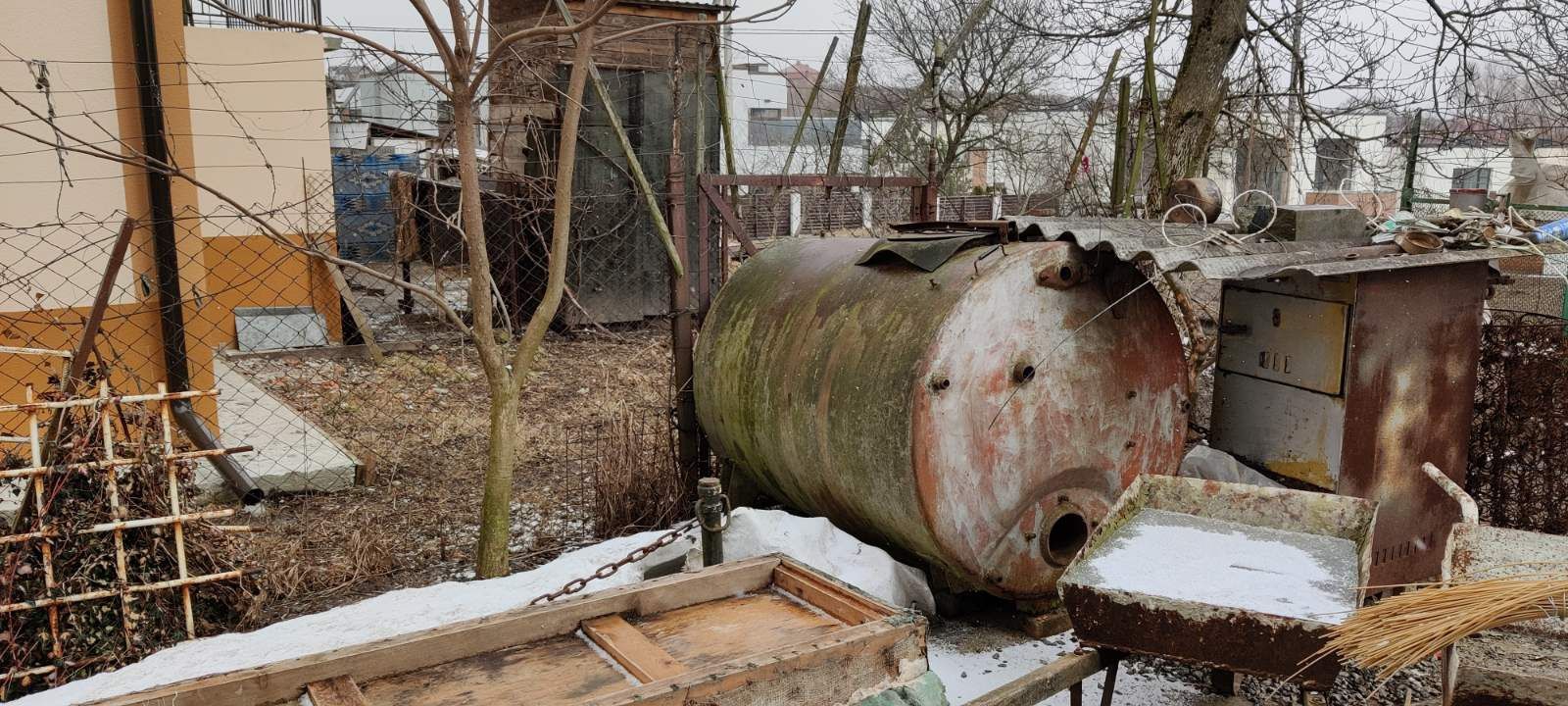 Вивіз,демонтаж,погрузка сторого обладнання,техніки,звільнення підвалів