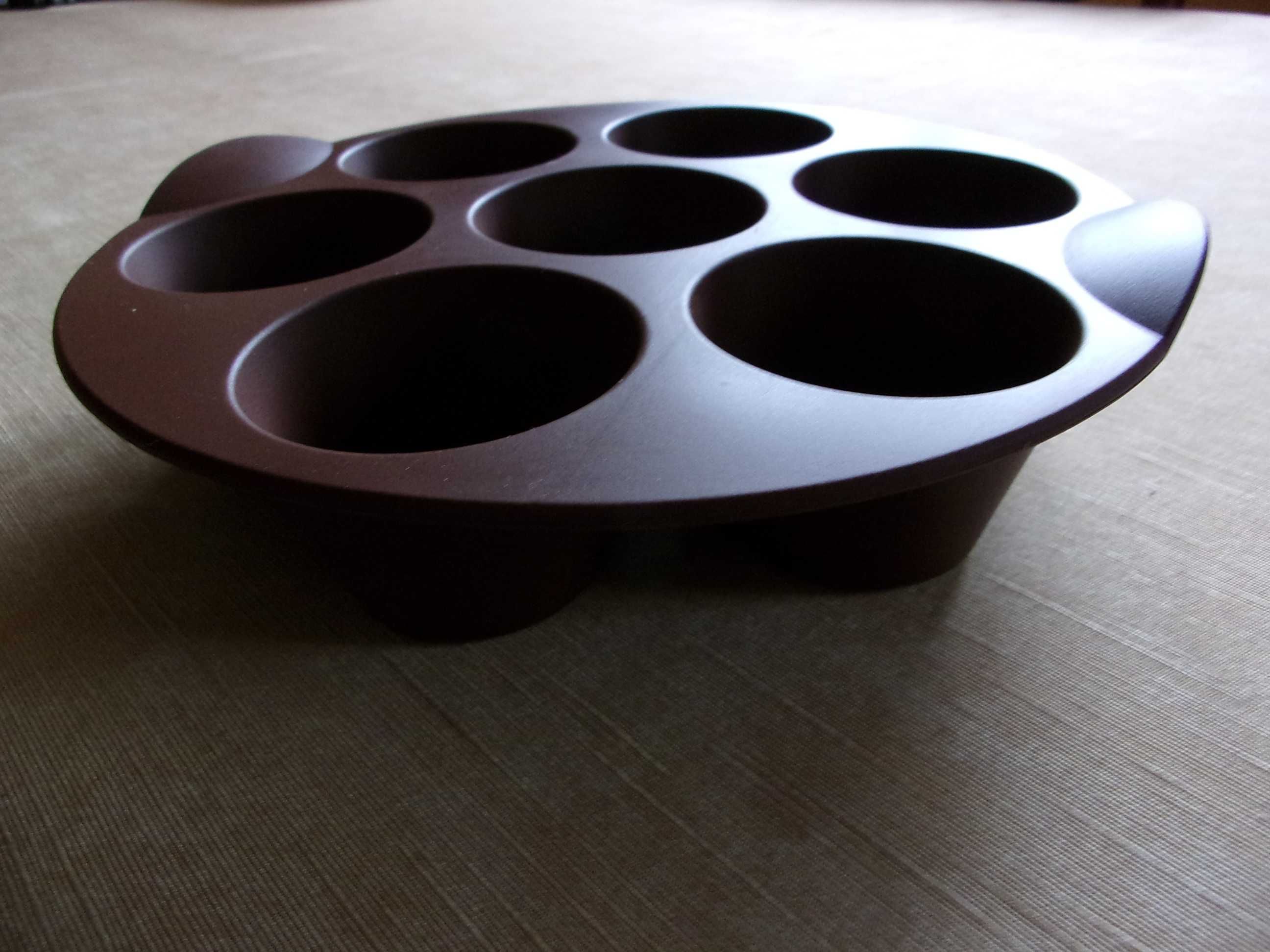Tupperware Forma silikonowa do pieczenia  muffinki
