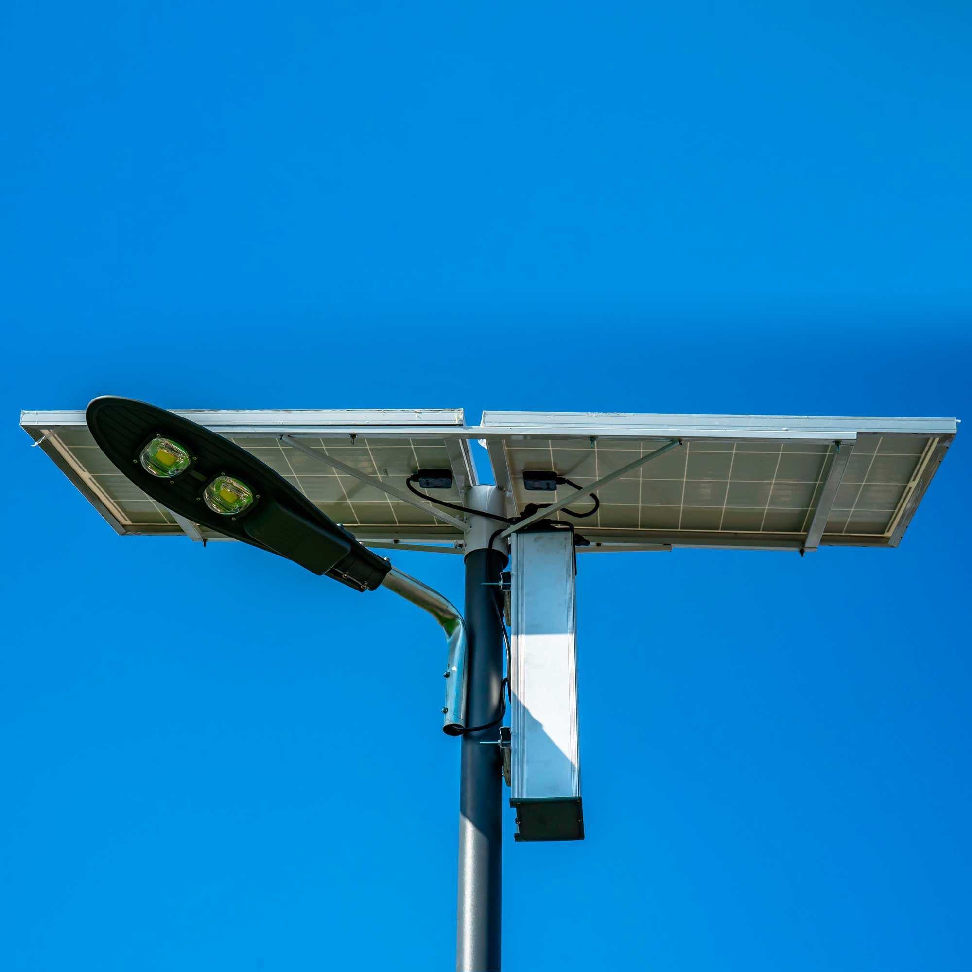 Lampa uliczna solarna z akumulatorem, panele 160W, 2xLED 80W, 60Ah