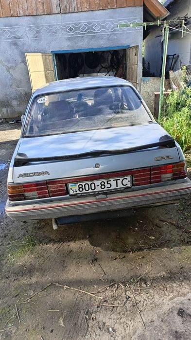 Продам підуставший автомобіль