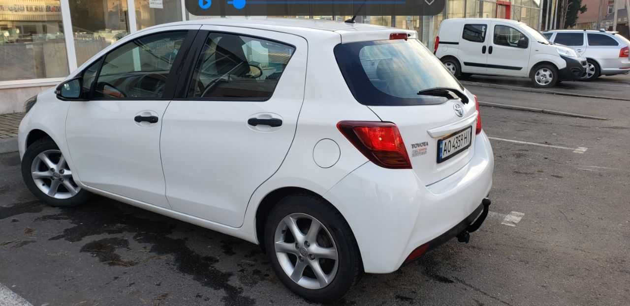 Toyota Yaris  Авто для міста