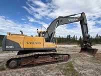 Koparka gąsienicowa VOLVO EC 240 CL