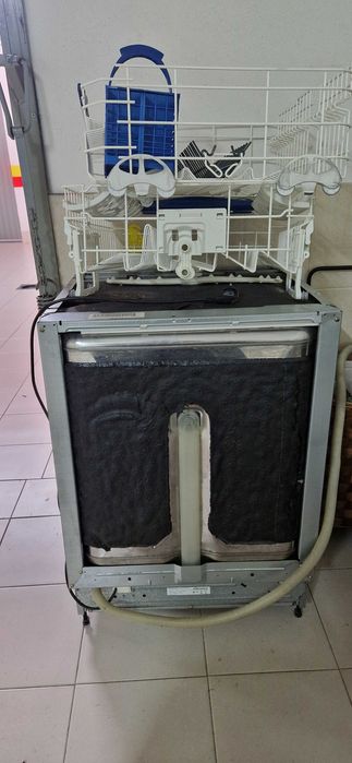 VENDO máquina de lavar loiça para peças - ARISTON -