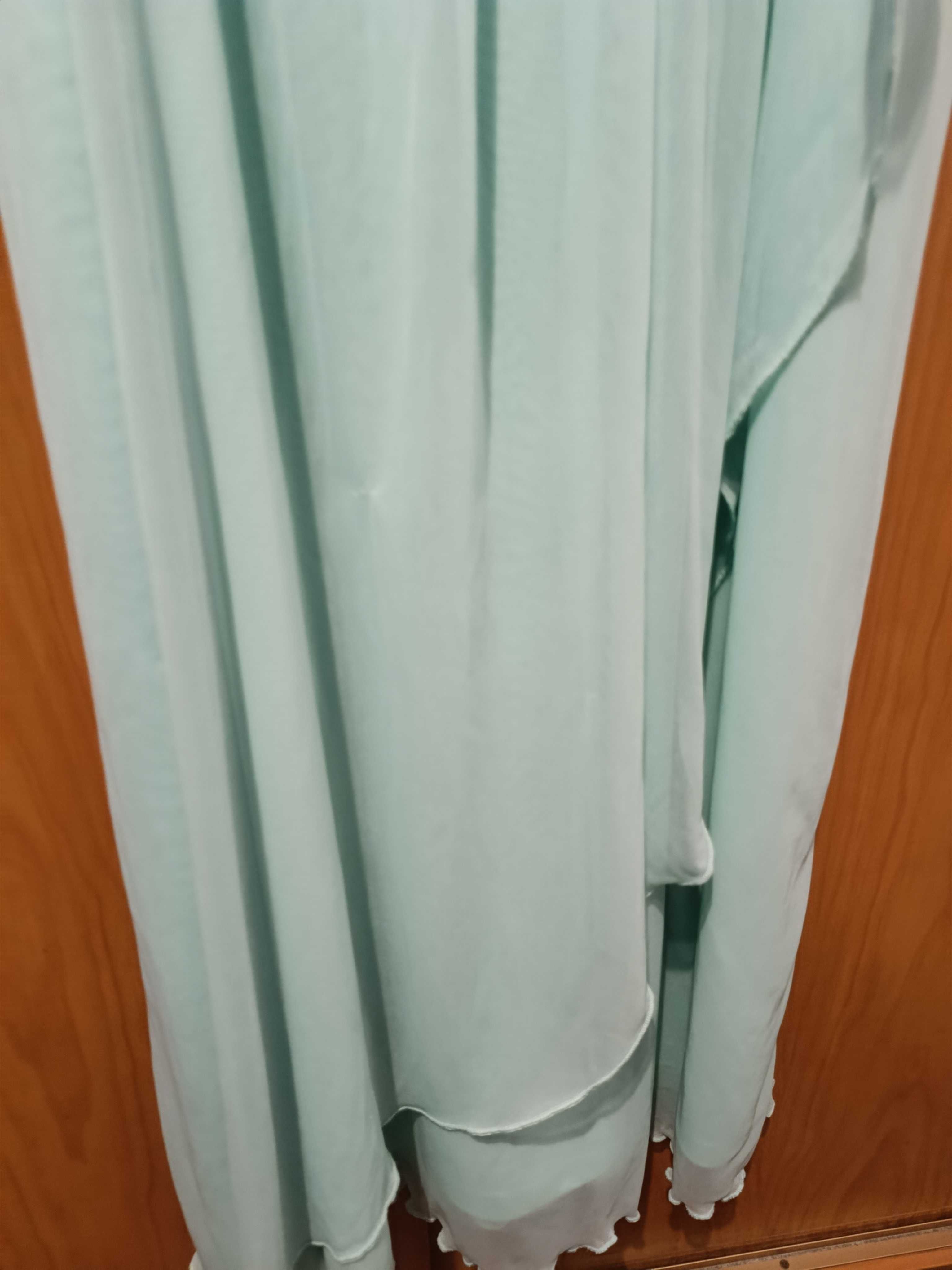 Vestido comprido verde água tamanho único dá até tamanho L