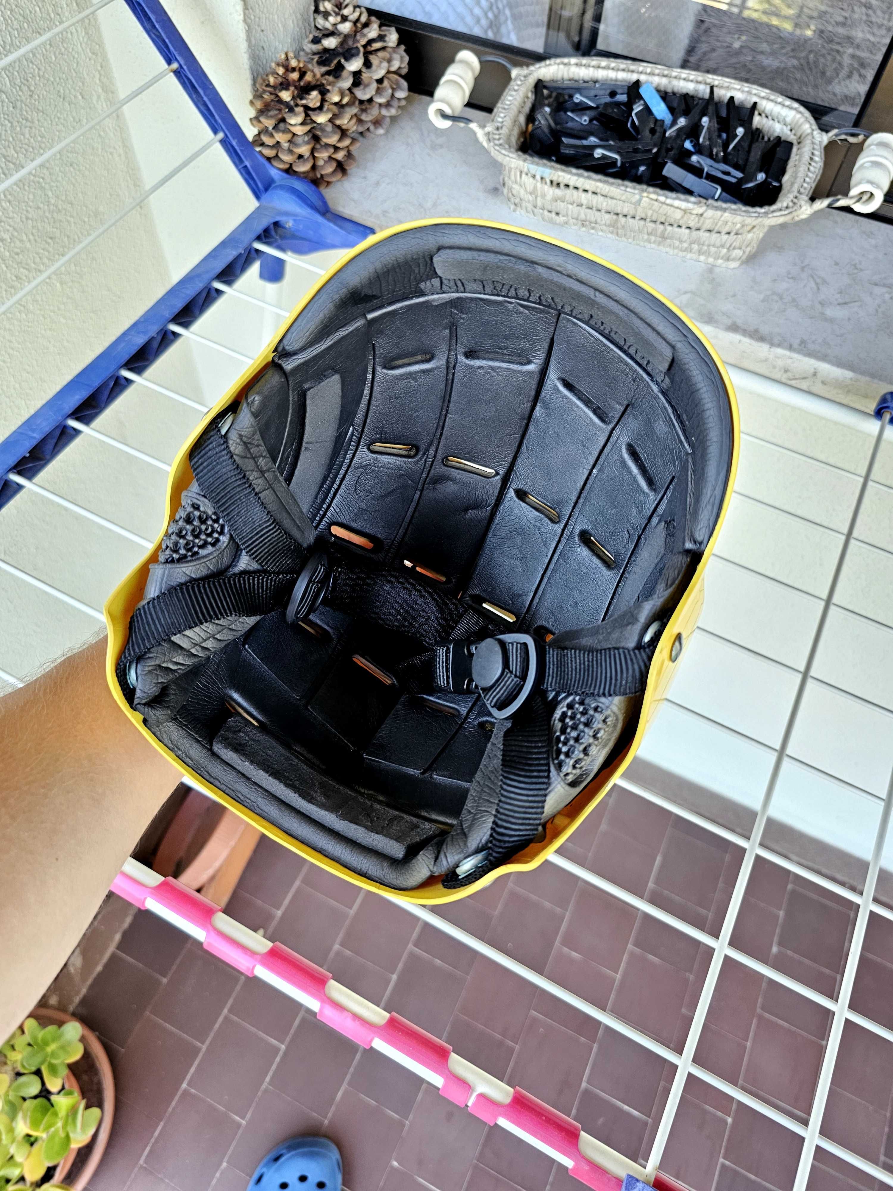 Surf Capacete: Ocean Bull Shiny, tamanho M, Como Novo