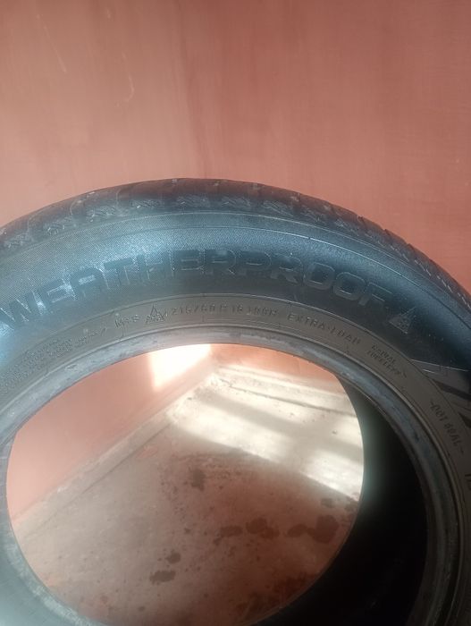 Обміняю дві покришки  Weatherproof M+S 215/60R16