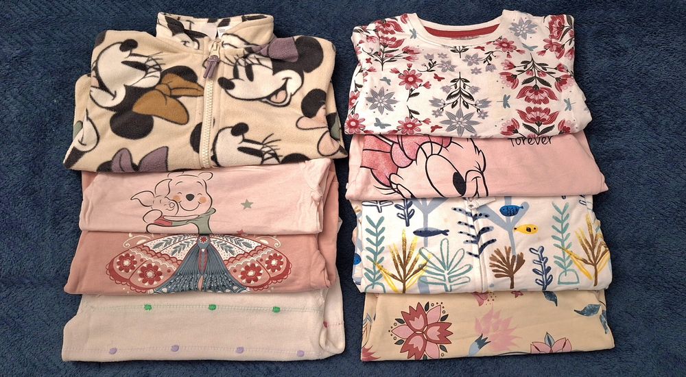 Zestaw ubranek dla dziewczynki