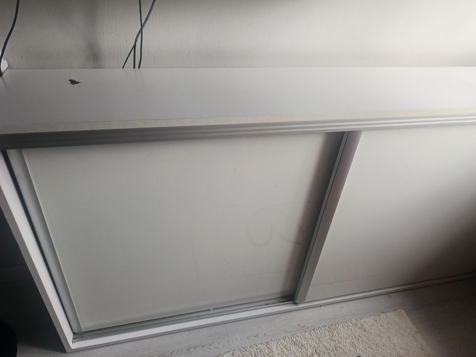 Biała szafka komoda długa rtv