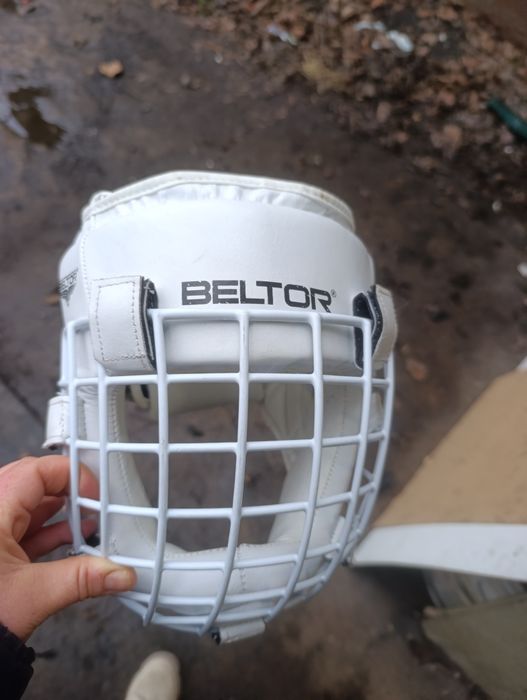 Kask do karate beltor