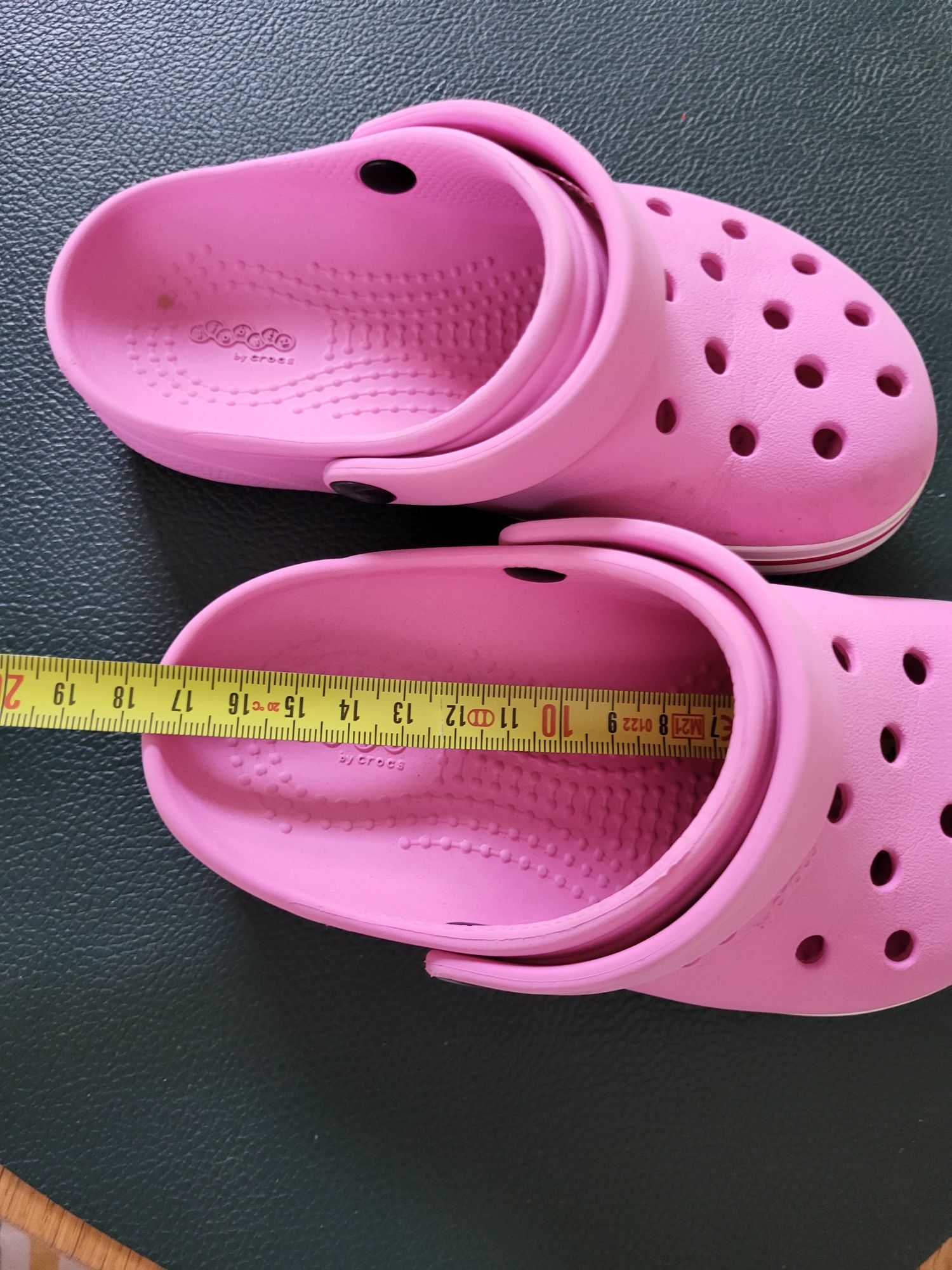 Crocs klapki c10