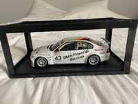 1:18 BMW 320i WTCC model Auto Art