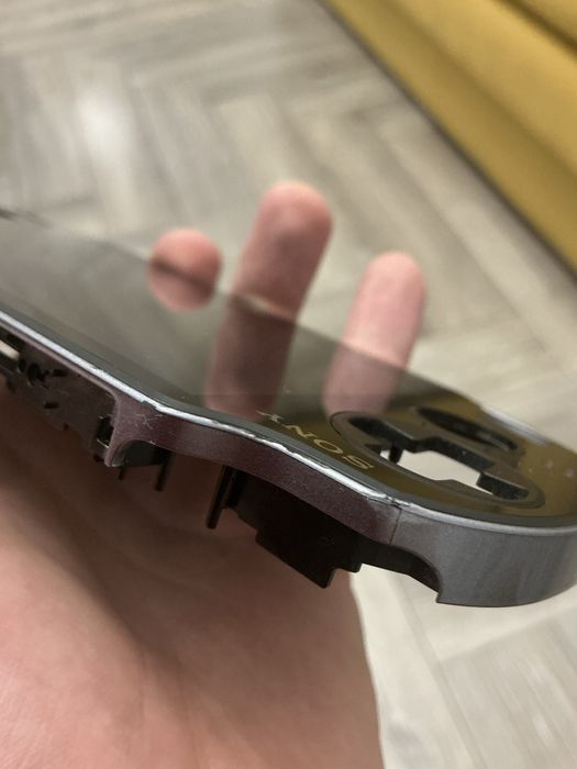 Дисплей PS VITA в невідомому стані