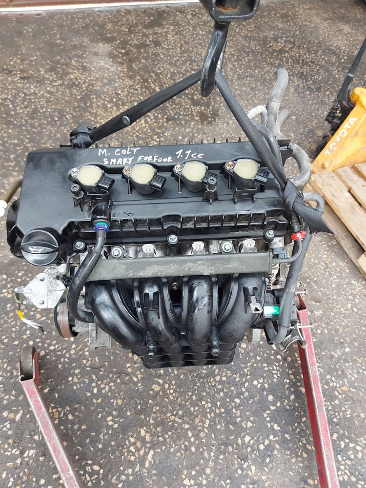 Motor smart forfour 1.3 2005 , mitshubishi colt 1.3