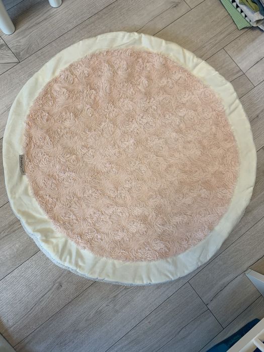 Dywanik , mata dla niemowlaka