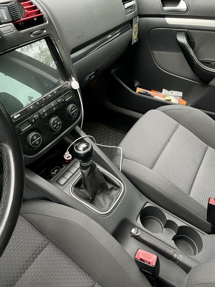 Volkswagen Golf V 1.4 benzyna 2007 roku