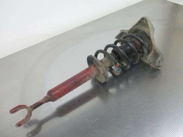 Amortecedor frente esquerdo VOLKSWAGEN Passat (3B3)