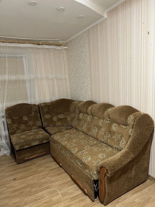Кутовий диван безкоштовно