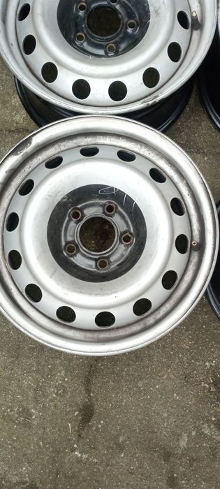 Felgi stalowe  5x108   6,1/2x15   ET -38 stan bardzo dobry