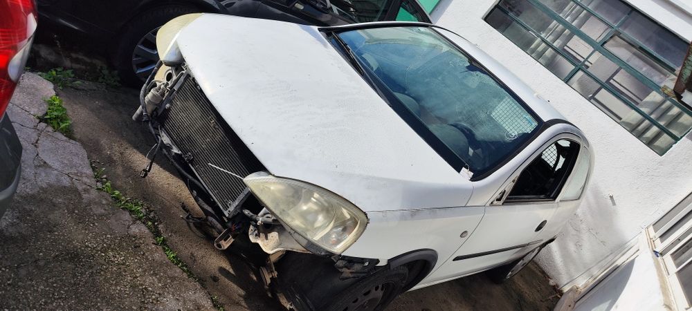 Opel Corsa TUDO POR 100€