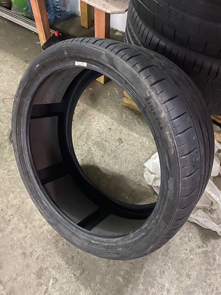 Pirelli 285/30 R21 100Y,  285/45 R21 113Y XL
