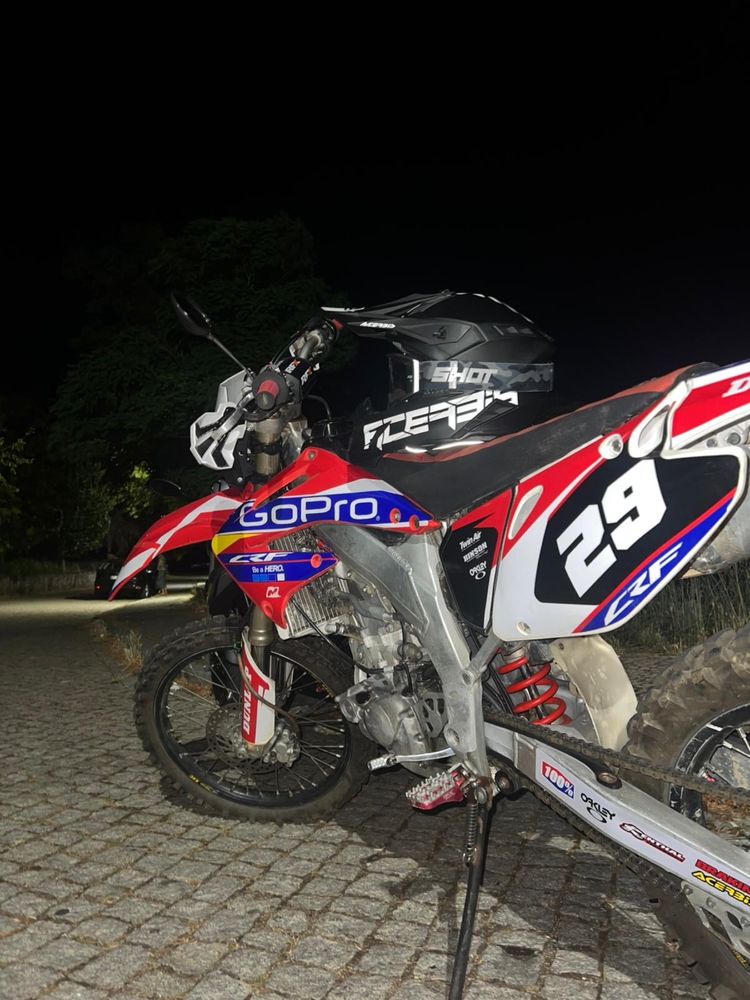 CRF 450 matriculada