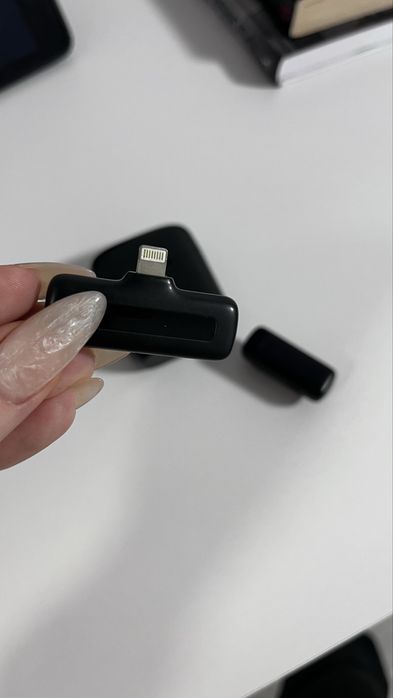 Бездротовий петличний мікрофон моделі J13 Wireless