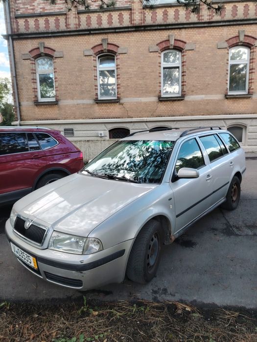 VW  шкода октавія 1.9 дизель для ЗСУ з Німеччини