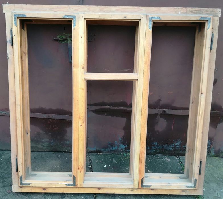 Блок віконний.. Деревянний