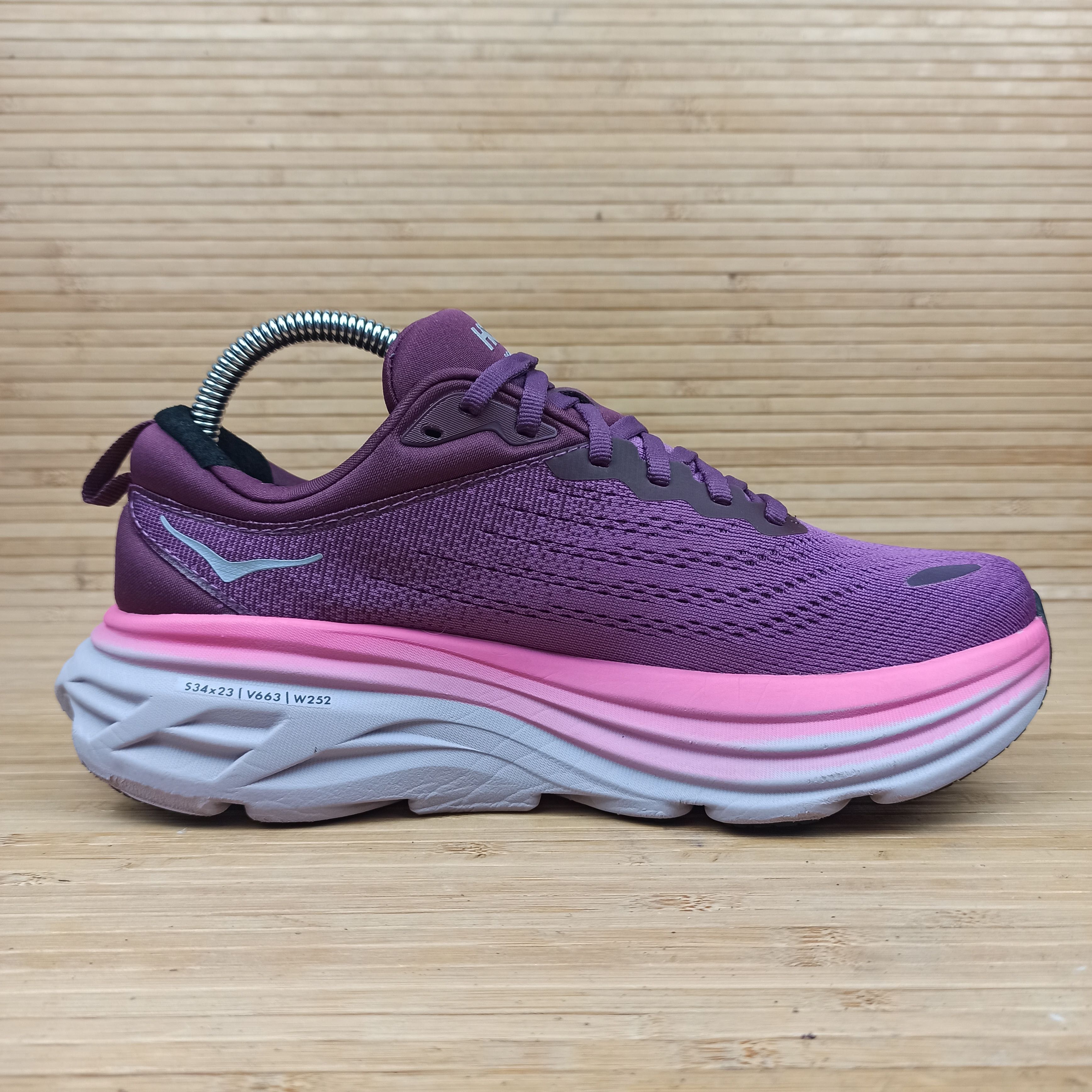 Кросівки Hoka Bondi 8 Розмір 39 (25 см.)