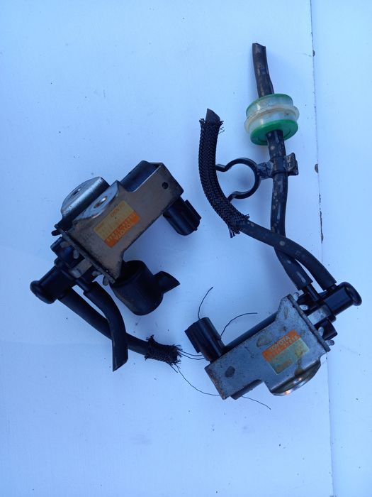 Zaworek zawór turbo turbiny turbosprężarka Toyota Rav4 II 2.0 d4d 1cd