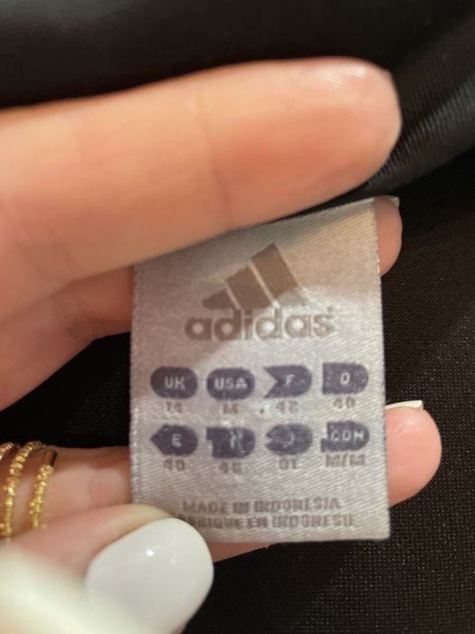 Мастерка adidas ,размер М