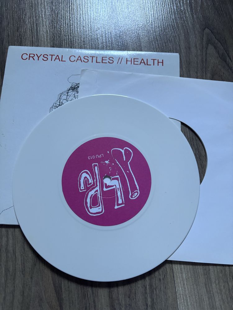 Crystal Castles - Health - 7” Vinyl