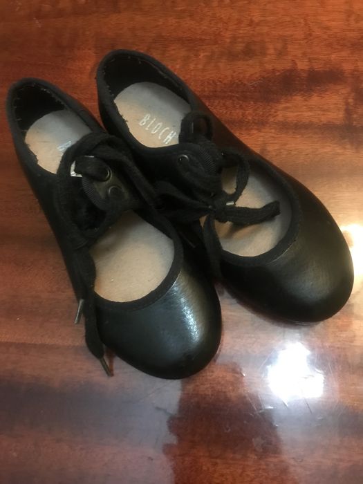 Туфлі дитячі для танців з металевим носком і пяткою