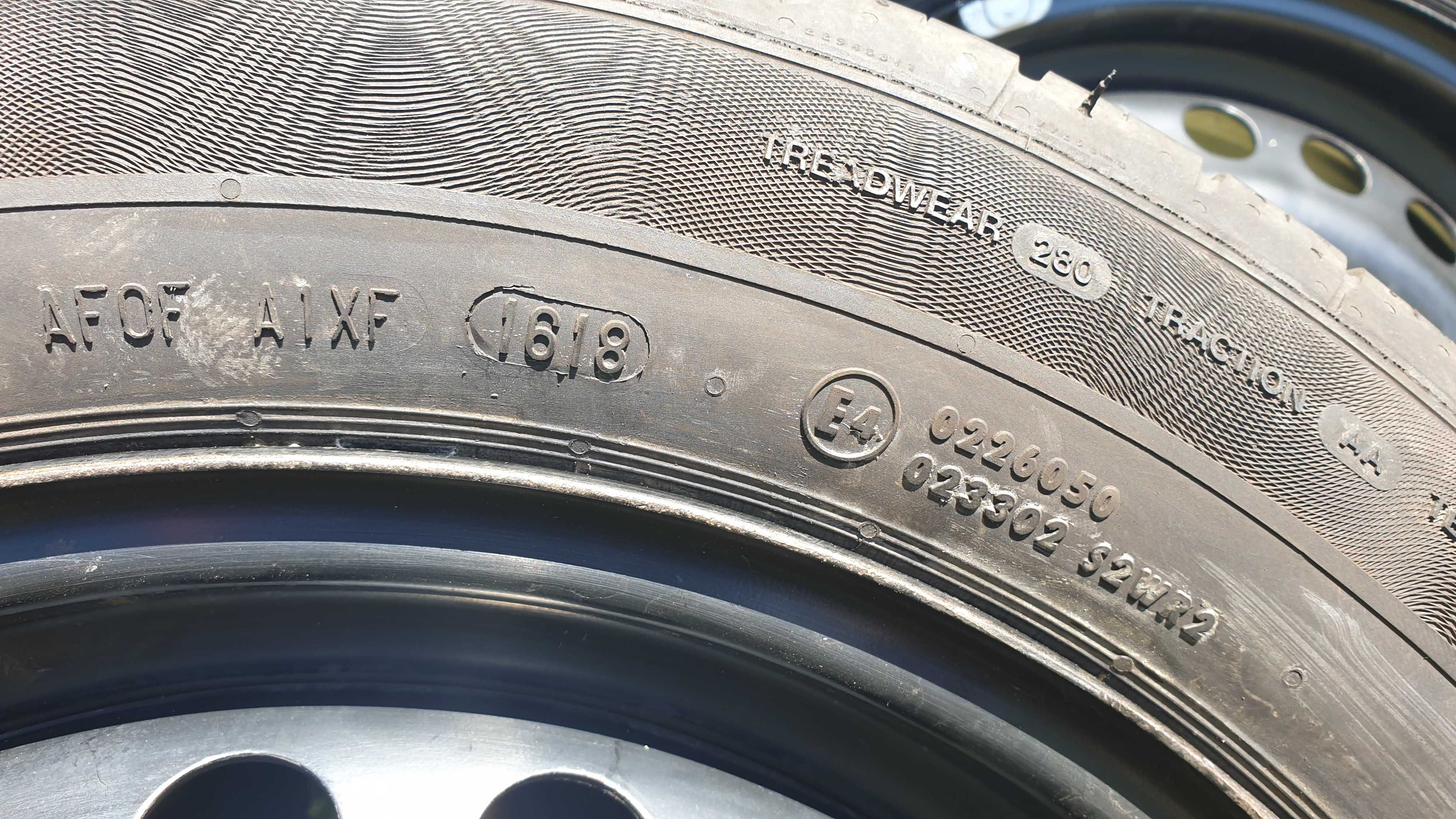 Opony letnie 205/55 r16 na felgach stalowych continental